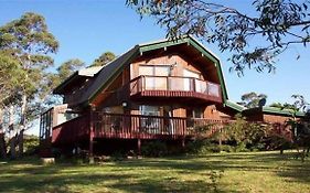 Sublime Cedar Lodge Leura